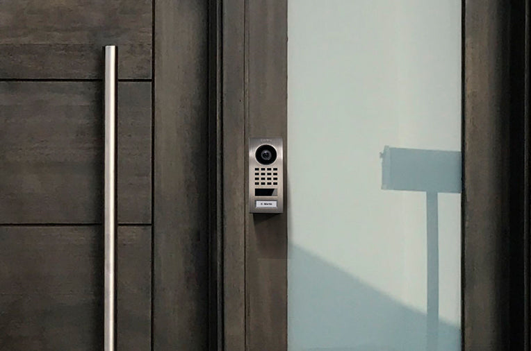 DoorBird 423866744 D1101V Surface-mount IP Video Intercom Stainless Steel V2A, Brushed