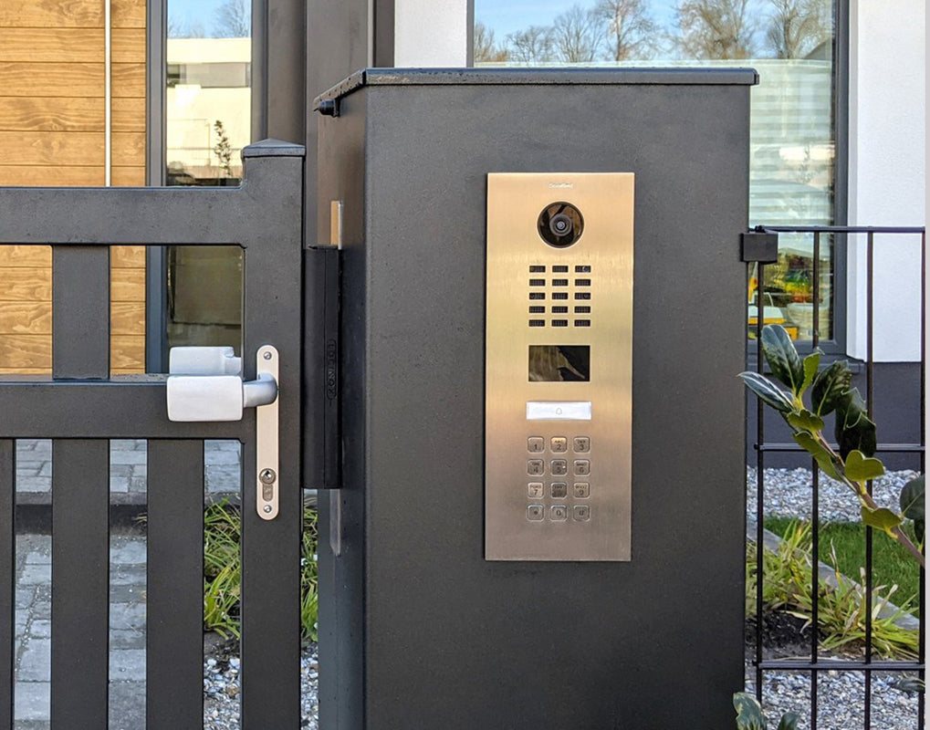 DoorBird 423869998 D2101KV IP Video Intercom Stainless Steel V2A, Brushed